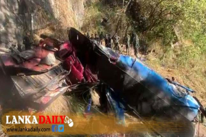 බ්රේක් නැහැ කියලා ඩ්‍රයිවර් කීවාම කොන්දොස්තර හිනා වුණා - අනතුරින් දිවි බේරා ගත් අයෙක් සියල්ල හෙළිකරයි