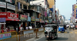 පදික වේදිකා වෙළඳාමට ජනපතිගෙන් ඉඩක් නෑ.