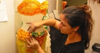 කොන්ඩම්වලින් හදපු ඇඳුම්