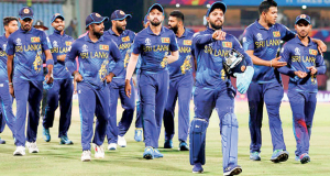ක්‍රිකට් තේරීම් කමිටුවෙන් ක්‍රිකට් නොදන්න ඇමැතිට සැර උත්තරයක් ! 