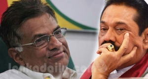 මහින්ද, රනිල්ට බයේ කොළඹින් බෑ කියයි. ලැයිස්තුවෙන් එන්න තීරණය කරයි