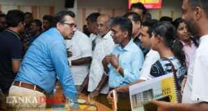 කර්මාන්තකරුවන්ගේ ගැටලු සොයා හඳුන්නෙත්ති ගමින් ගමට යයි  