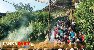 සති අන්ත නිවාඩුවේ ශ්‍රී පාදස්ථානය වන්දනාවට වන්දනාකරුවන් දෙලක්ෂයක් !