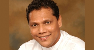 ජනතාවට අන්දපු හැටි දයාසිරි හෙළිකරයි (වීඩියෝ)