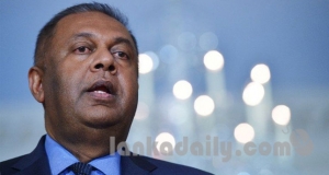 මංගල, ඔබ කාගේ විදේශ ඇමැති ද?
