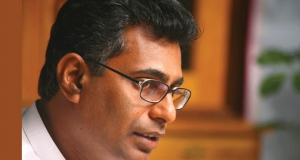 ණය ගෙවන්න ප්‍රමාණවත් ආදායමක් ආණ්ඩුවට නෑ