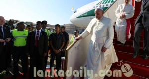 ශූද්ධෝත්තම පාප්වහන්සේ සැපත් වෙයි(video)
