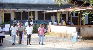 ඒකාධිපති පාලනයට එරෙහිව..... අනුර කුමාර