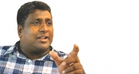 මහ ඇමැතිගේ බැට් පහරින් අයෙකුට අසාධ්‍යයි