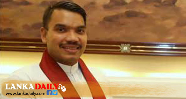නාමල් රාජපක්ෂ අද පාර්ලිමේන්තුවට