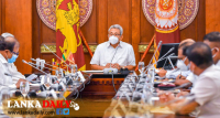ජනපති විසින් රාජ්‍ය අමාත්‍යාංශවල ප්‍රගතිය විමසා බැලේ !