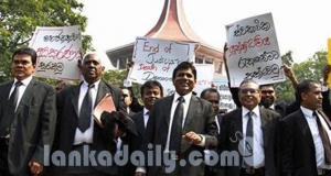 ශිරානිට තනතුරු දෙන්නැයි උද්ඝෝෂණයක්