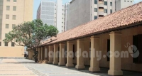 රාජ්‍ය දේපළකට කණ්ඩායමක් කඩාපනී