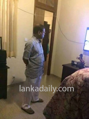 මෛත‍්‍රී ඡන්ද ප්‍රතිඵල බලමින්