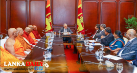 ලබන වසරේ ජනාධිපතිවරණය පැවැත්වෙන බව ජනපති නැවත තහවුරු කරයි