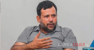 උතුරේ  7,727 ක ගේ නම් ඡන්දහිමි නාමලේඛනවලින් ඉවත් කිරීම අසාධාරණයි! රිෂාඩ්ගෙන් මැතිවරණ කොමිසමට ලිපියක්