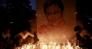 ලසන්ත - මහින්ද රනිල් සහ නරුමභාවය