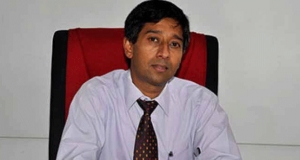 පෞද්ගලික දොස්තරලා ගැන හොයන්න රජයේ දොස්තරලා කියති