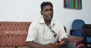 නිර්මාණය විචාරයට බලපාන්නේ එම නිර්මාණයම පමණයි