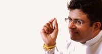 රු100 බැගින් එකතු කළ ගම්මන්පිලගේ අයවැය එළිදකී