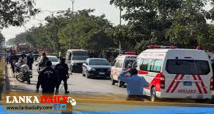 පාකිස්තානයට මරාගෙන මැරෙන බෝම්බ ප්‍රහාරයක්