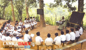 පාසල් ආරම්භ කළ යුත්තේ එන්නත්කරණයට පෙර ද ?පසු ද?