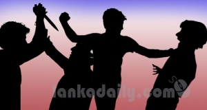 සිරිසේනගේ, ත්‍රාඩ නිල මැරයා මාධ්‍යවේදියකුට පහර දෙයි !
