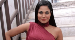 බොලිවුඩ් නිළි වීනා මලික්ට වසර 26 ක සිර දඬුවමක්