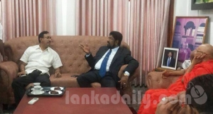 ශ්‍රීලනිප මැයි රැලියට අනුර යාපා, මහින්දට ඇරයුම් කරයි