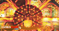 මෙවර වෙසක් සමරන්න තොරණ රැසක් සූදානමින්