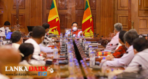 ජල ගැලීම් නිසා ජනතාව මුහුණ දෙන ගැටලු අවම කිරීමට අගමැතිගෙන් උපදෙස් !