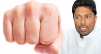 මන්ත‍්‍රීවරයෙකු ග්‍රාම නිලධාරියාට ගහලා