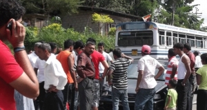 පෞද්ගලික බස් රියැදුරාට  දඩුවම් :තුවාලකරුවනට වන්දි