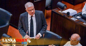 ක්‍රිකට් ප්‍රශ්නයේදී රනිල් කොයි පැත්තේද ?