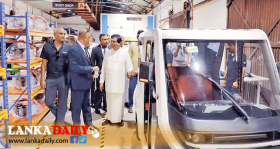 ලංකාවේ ප්‍රථම විදුලි ත්‍රිරෝද රථ නිෂ්පාදනය කිරීමේ අංග සම්පූර්ණ කර්මාන්ත ශාලාව විවෘත්ත වේ   