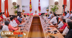 වැඩ වර්ජනයට සහාය නෑ - අත්‍යාවශ්‍ය සේවා අඛණ්ඩව !
