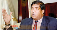 විහිළුකාරයන් මොන කතා කිව්වත්, මේ වැඩේදී ෂොර්ට් කට් නෑ - රවී   