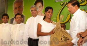 ගර්භණී කාන්තාවන්ට පෝෂණ මල්ල ලබාදීම ඇරඹේ
