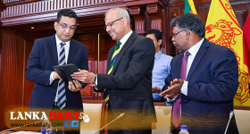 ඩයස්පෝරාව නියෝජනය කළ පමණින් අන්තවාදියෙකු වන්නේ නැහැ-  සාගල රත්නායක