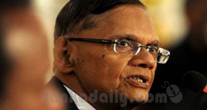 CID ජී.එල්.පීරිස්  ගෙන් ප්‍රශ්න කරයි