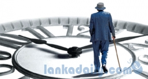 මන්ත්‍රීවරුන් 69කට පැන්ෂන් නැතිවෙන පොටක්