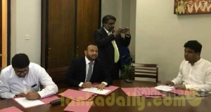 විශ්වාසභංගයට පෙර ඇමැතිකම් අත්හරිති. එය නොගෙනෙන්නැයි ජනපතිගෙන් බලපෑම්.