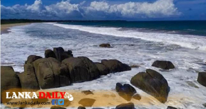 ජංගල් බීච් වෙරළේදී පෙම් යුවළක් රළ පහරට හසුවේ -පෙම්වතා අතුරුදන්