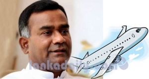 තිස්ස අත්තනායක රට හැර යයි