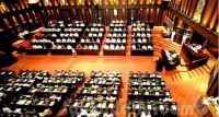 පාර්ලිමේන්තු ගොඩනැගිල්ල හිස්ව තිබේ: අපි දැන් අමන රැලක් තෝරා පත්කර ගමුද? - යුදන්ජය විජේරත්න