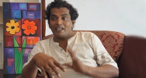 මේ සමාජයේ මිනිසුන් තල්ලු කරල තියෙන්නේ අනුන් මෙන්ම තමන්වත් රටවන ජීවිතයකටයි - නිශ්මන් රණසිංහ