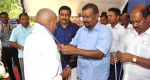 ශ්‍රී ලංකා නිදහස් පාක්ෂිකයන්ට ජීවිත රක්ෂණයක්