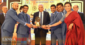 අලුත් විදියට සිතමු. සියලුදෙනා එක්තුවෙමු. කර්මාන්තකරුවන්ට ජනපතිගෙන් යෝජනාවක්   