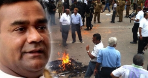 තිස්ස අත්තනායක වැදූ අම්මාට  ගල් ගැසුවා