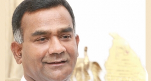 තිස්ස නායකත්ව මණ්ඩලයෙන් ඉල්ලා අස්වෙයි